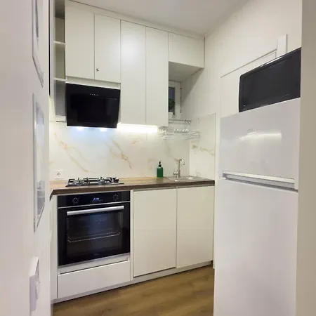 Stylish Apartment. Heart Of The