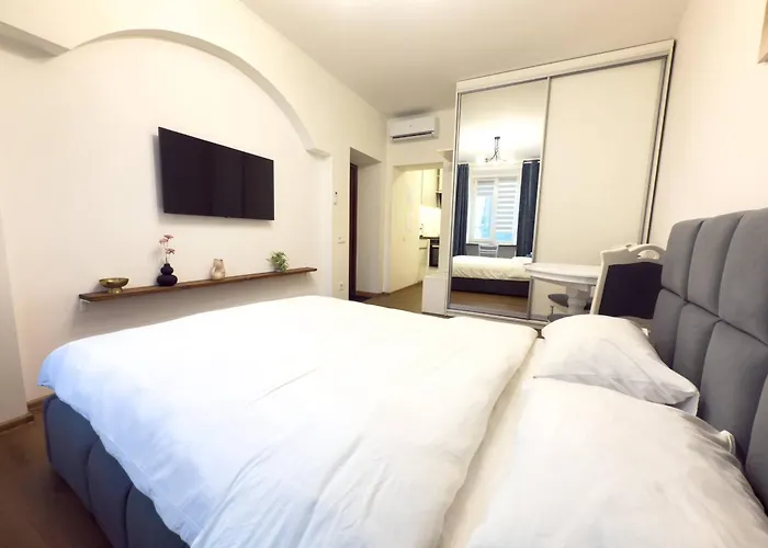 Apartment Stylish Apartment. Heart Of The *